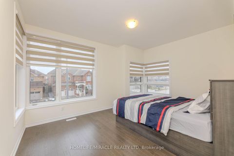 Photo 30 at 89 Halldorson Avenue, Bayview Northeast, Aurora