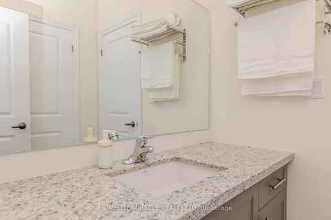 Photo 35 at 89 Halldorson Avenue, Bayview Northeast, Aurora