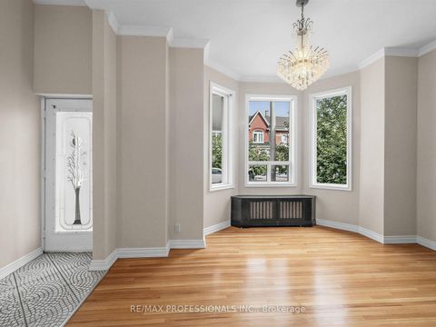 Photo 5 at 168 Markham Street, Bellwoods, Toronto