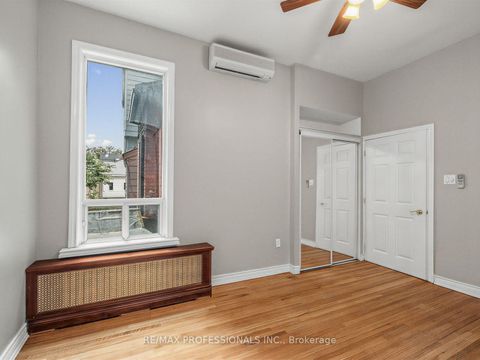 Photo 8 at 168 Markham Street, Bellwoods, Toronto