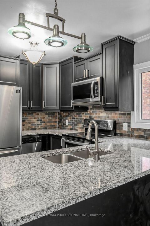 Photo 30 at 168 Markham Street, Bellwoods, Toronto