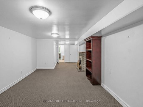 Photo 35 at 168 Markham Street, Bellwoods, Toronto