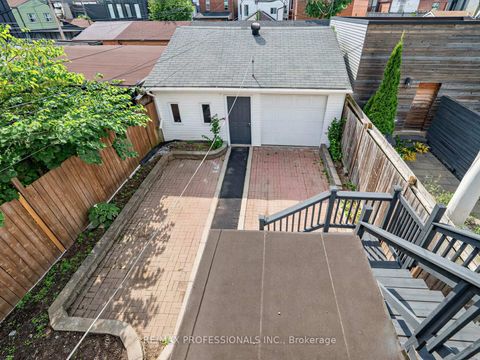 Photo 38 at 168 Markham Street, Bellwoods, Toronto