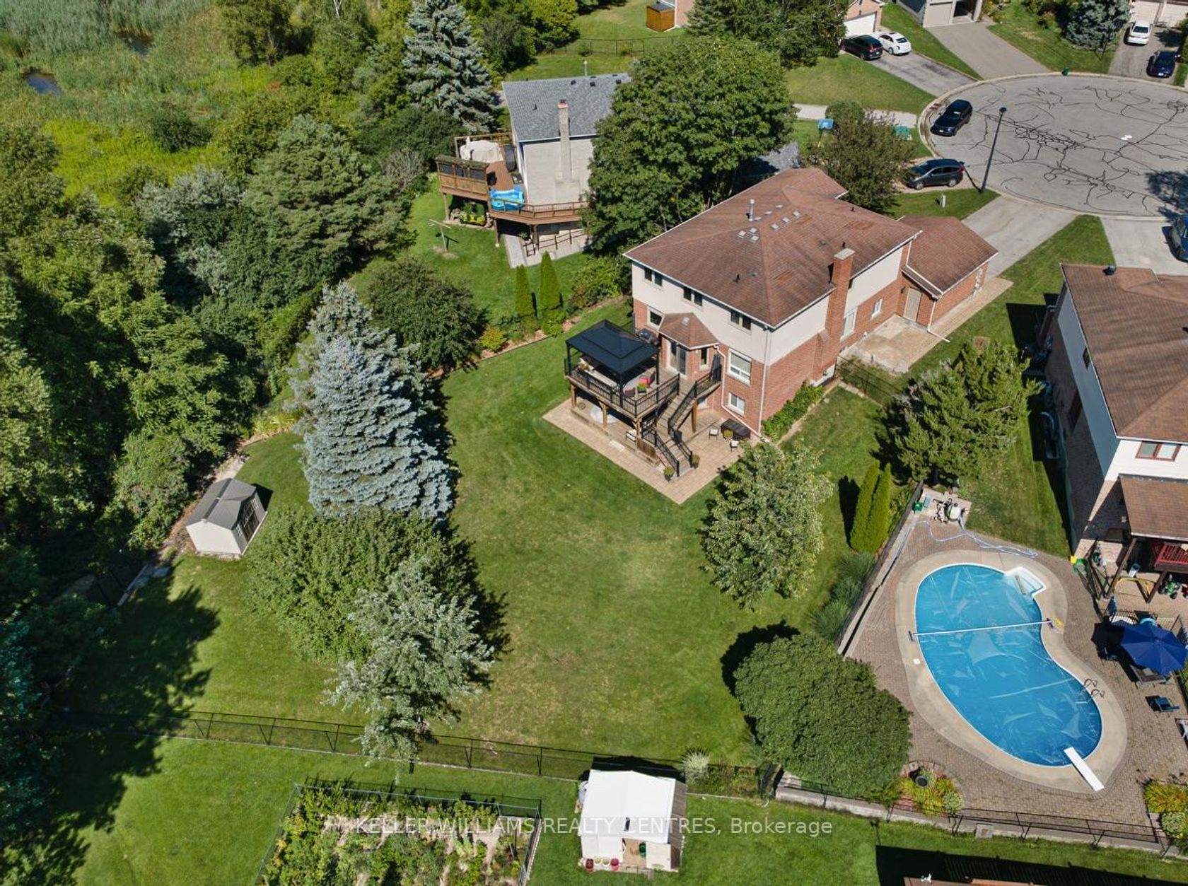 468 Dorchester Court, London, Newmarket photo 5