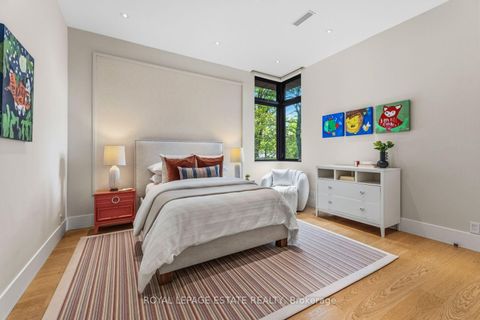 Photo 34 at 11 Pine Crescent, The Beaches, Toronto
