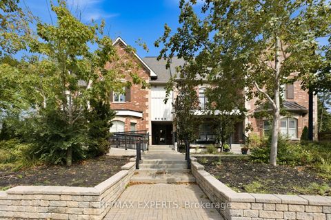 Photo 2 at 301 - 9589 Keele Street, Maple, Vaughan