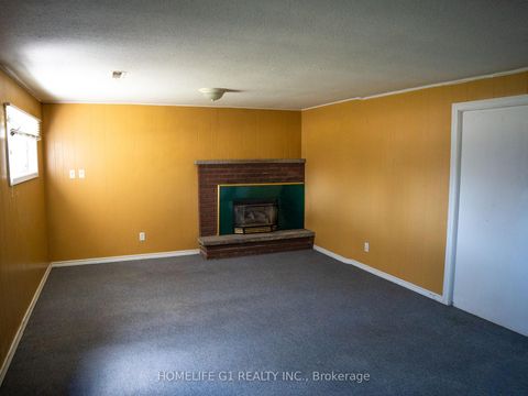 Photo 4 at 330 Grove Street E, Grove East, Barrie