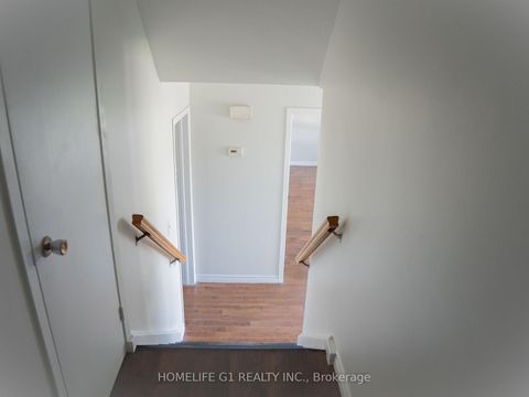 Photo 7 at 330 Grove Street E, Grove East, Barrie