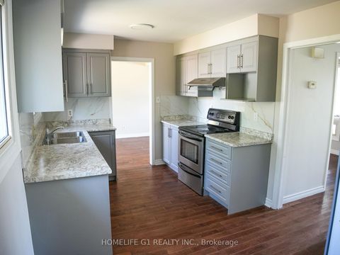 Photo 23 at 330 Grove Street E, Grove East, Barrie