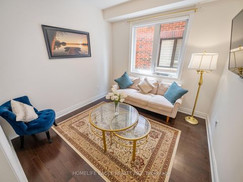 Photo 3 at 245 Danny Wheeler Boulevard, Keswick North, Georgina