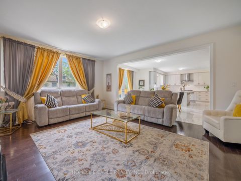 Photo 9 at 245 Danny Wheeler Boulevard, Keswick North, Georgina