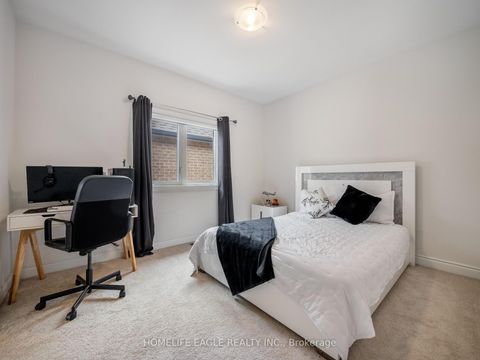 Photo 18 at 245 Danny Wheeler Boulevard, Keswick North, Georgina