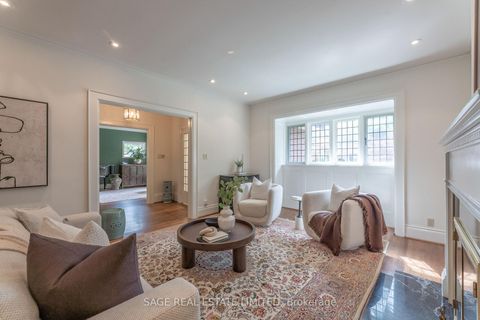 Photo 7 at 43 Oriole Road, St. Clair, Toronto