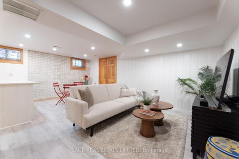 Photo 34 at 43 Oriole Road, St. Clair, Toronto
