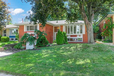 Photo 0 at 39 Wantanopa Crescent, Woburn, Toronto