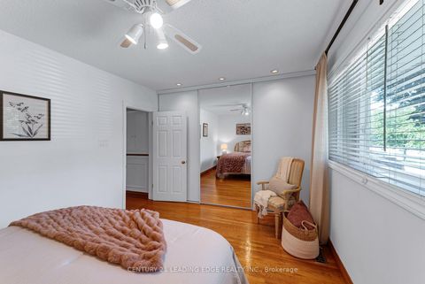 Photo 21 at 39 Wantanopa Crescent, Woburn, Toronto