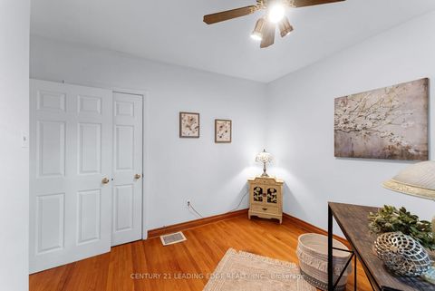 Photo 27 at 39 Wantanopa Crescent, Woburn, Toronto