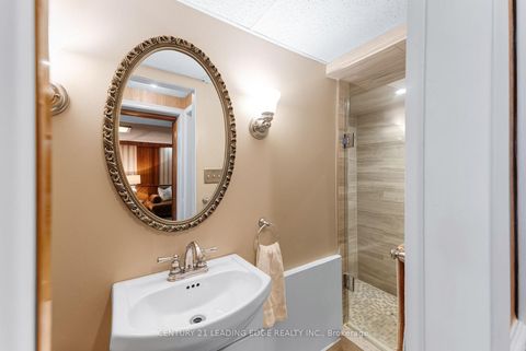 Photo 33 at 39 Wantanopa Crescent, Woburn, Toronto