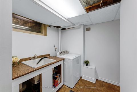 Photo 34 at 39 Wantanopa Crescent, Woburn, Toronto