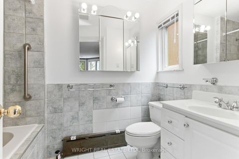 Photo 32 at 112 Albany Avenue, Annex, Toronto