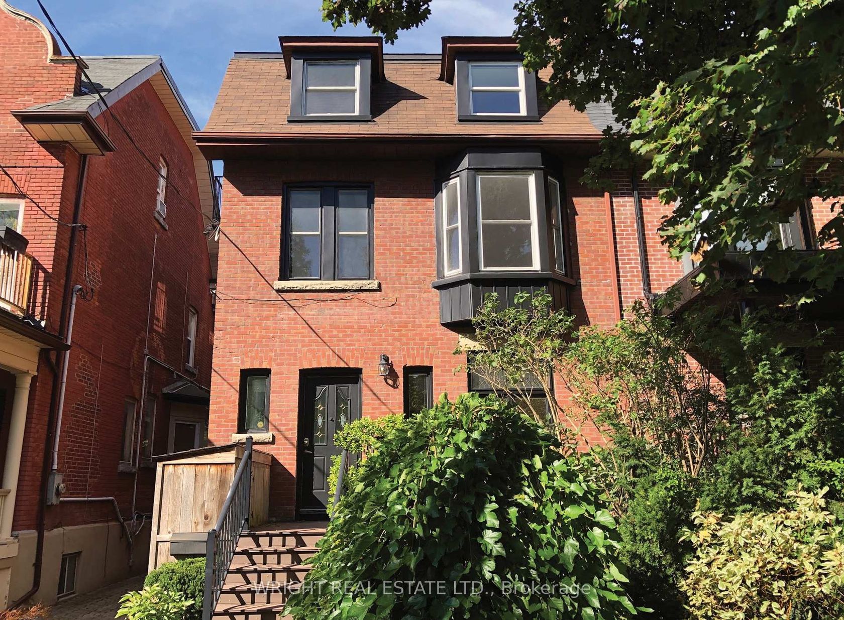 112 Albany Avenue, Annex, Toronto photo 5