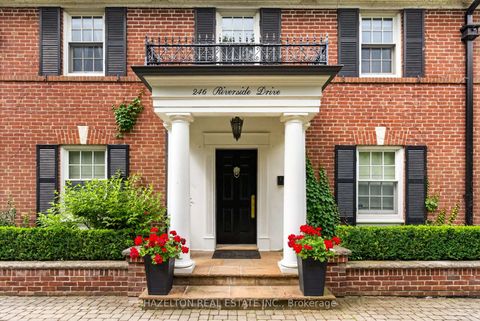 Photo 1 at 246 Riverside Drive, Swansea, Toronto