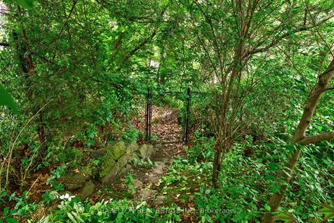 Photo 45 at 246 Riverside Drive, Swansea, Toronto