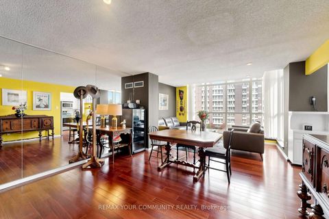 Photo 3 at 844 - 24 Southport Street, Swansea, Toronto
