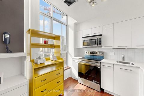 Photo 5 at 844 - 24 Southport Street, Swansea, Toronto
