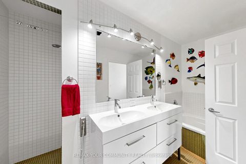 Photo 9 at 844 - 24 Southport Street, Swansea, Toronto