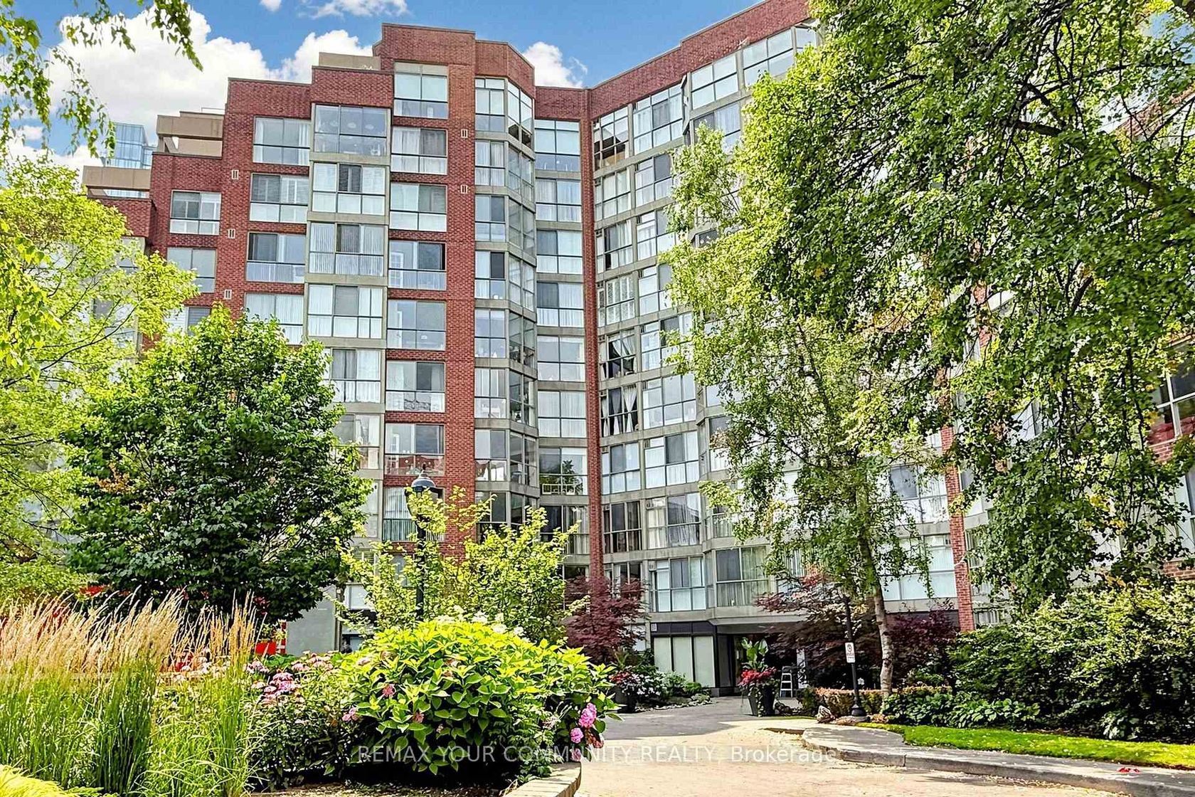844 - 24 Southport Street, Swansea, Toronto 