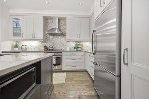 Photo 11 at 128 Boardwalk Drive, The Beaches, Toronto