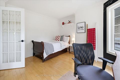 Photo 23 at 128 Boardwalk Drive, The Beaches, Toronto