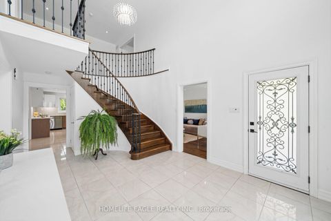 Photo 3 at 304 Firglen Ridge, Islington Woods, Vaughan