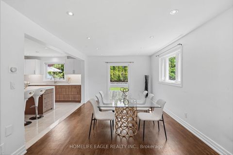 Photo 7 at 304 Firglen Ridge, Islington Woods, Vaughan
