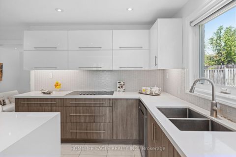 Photo 10 at 304 Firglen Ridge, Islington Woods, Vaughan