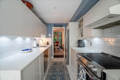 Photo 7 at 11 - 18 Doncrest Road, Danforth, Toronto