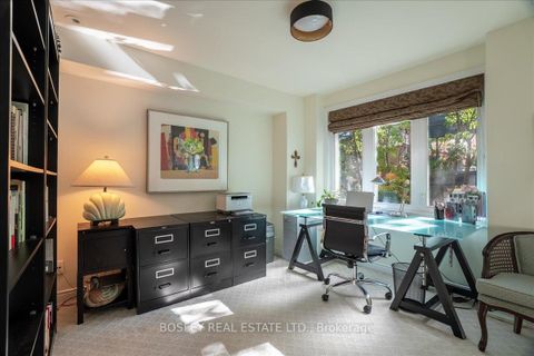 Photo 11 at 11 - 18 Doncrest Road, Danforth, Toronto