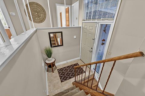 Photo 7 at 15 Wetherby Drive, Eglinton East, Toronto