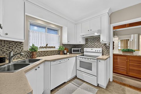 Photo 18 at 15 Wetherby Drive, Eglinton East, Toronto