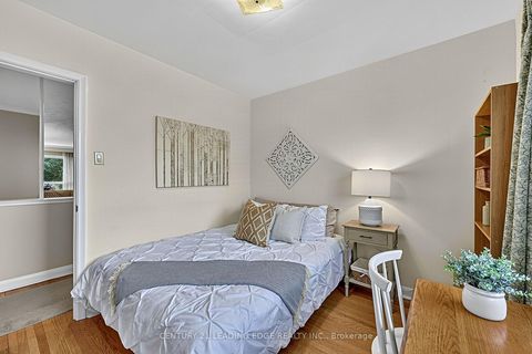 Photo 30 at 15 Wetherby Drive, Eglinton East, Toronto