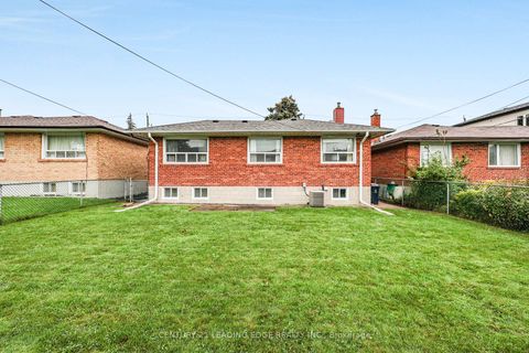 Photo 44 at 15 Wetherby Drive, Eglinton East, Toronto