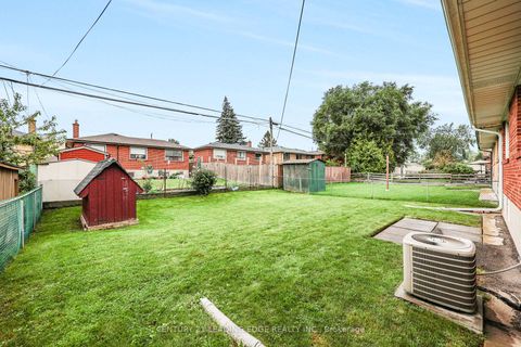 Photo 45 at 15 Wetherby Drive, Eglinton East, Toronto