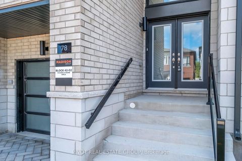 Photo 3 at 78 Danielle Moore Circle, Bendale, Toronto