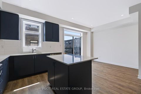 Photo 10 at 78 Danielle Moore Circle, Bendale, Toronto