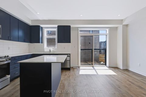 Photo 11 at 78 Danielle Moore Circle, Bendale, Toronto