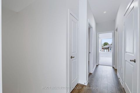 Photo 19 at 78 Danielle Moore Circle, Bendale, Toronto