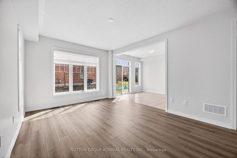 Photo 12 at 2237 Grainger Loop, Rural Innisfil, Innisfil