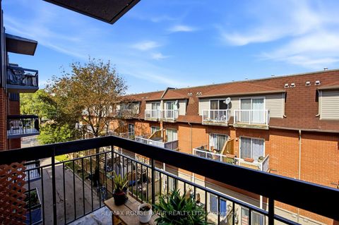 Photo 8 at 406 - 895 Kennedy Road, Ionview, Toronto