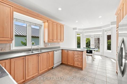 Photo 1 at 33 Valleyford Avenue, Observatory, Richmond Hill